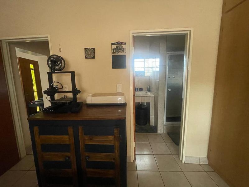 4 Bedroom Property for Sale in Kuruman Northern Cape